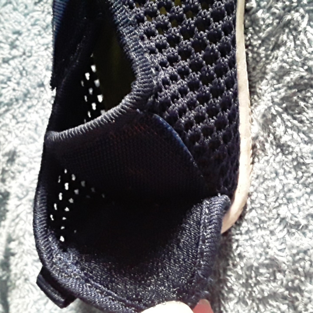 Shoes - Picture 10 of 10